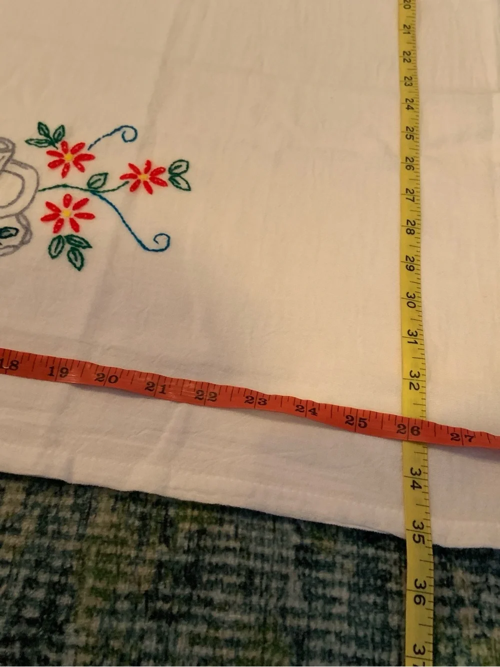 Vintage Hand Embroidered Kitchen Towels Set Of 4